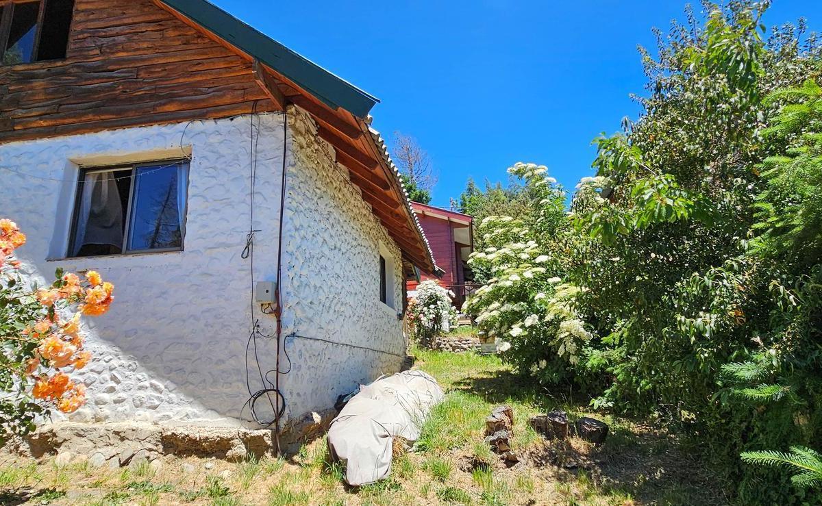 Lote de m² con Dos Casas 2
