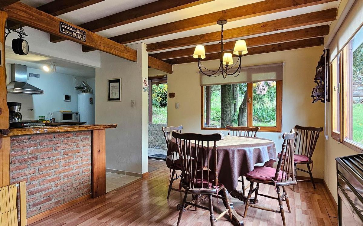 Bo. Nahuel Malal - 2 Casas en Venta - Bariloche 1