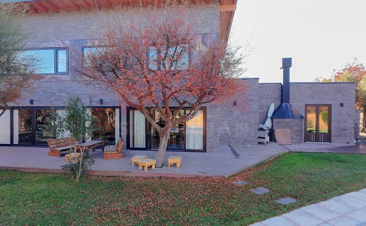 Venta casa en barrio cerrado "El Redil" 4