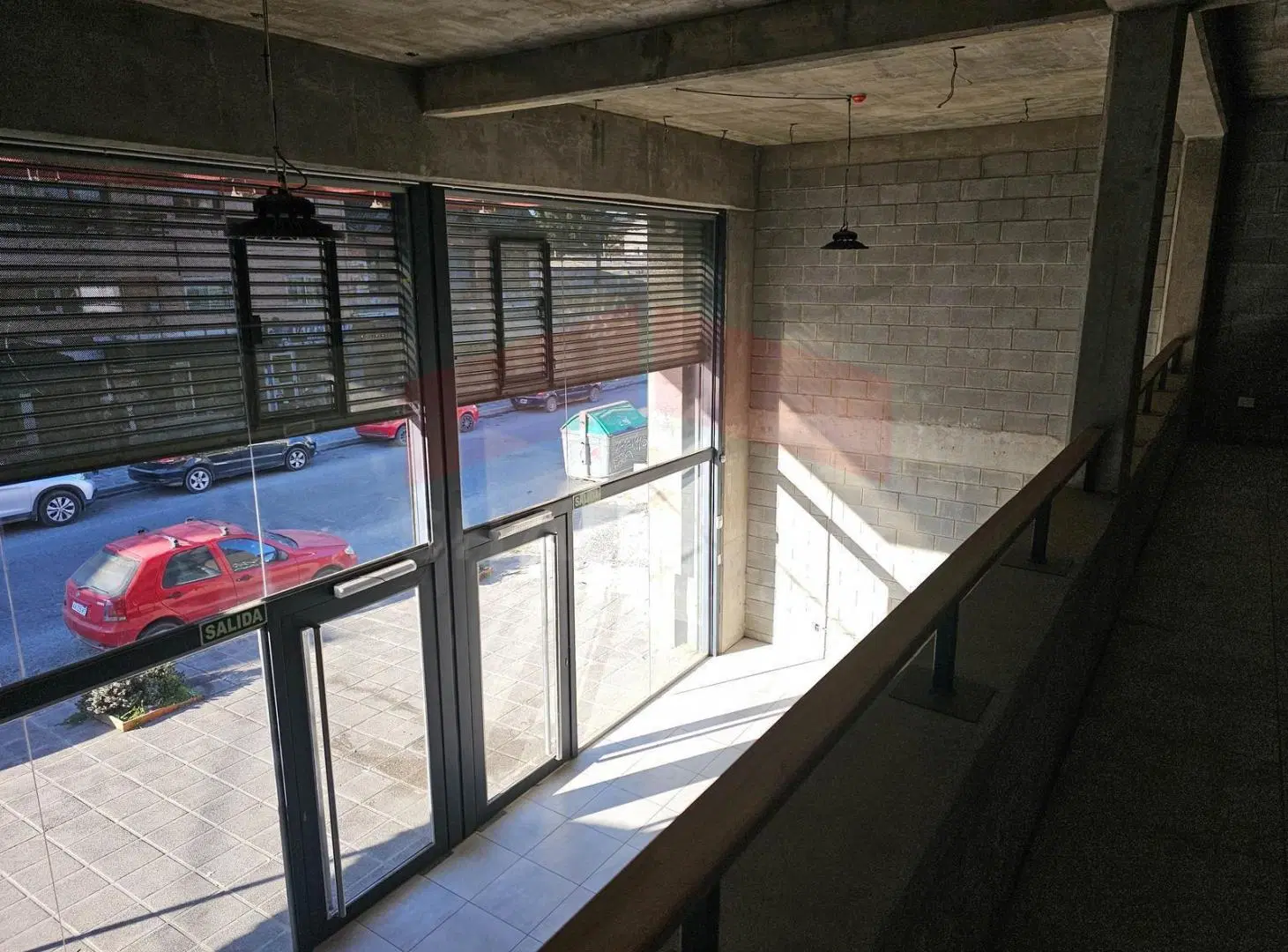 Local sobre calle comercial Onelli 1