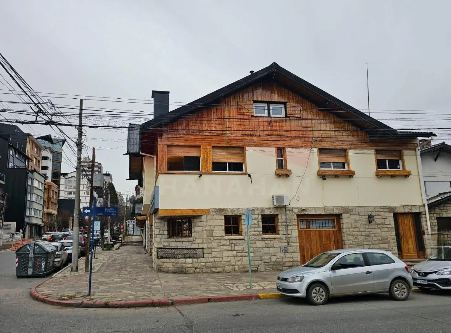 Alquiler amplia oficina en microcentro - Bariloche 1