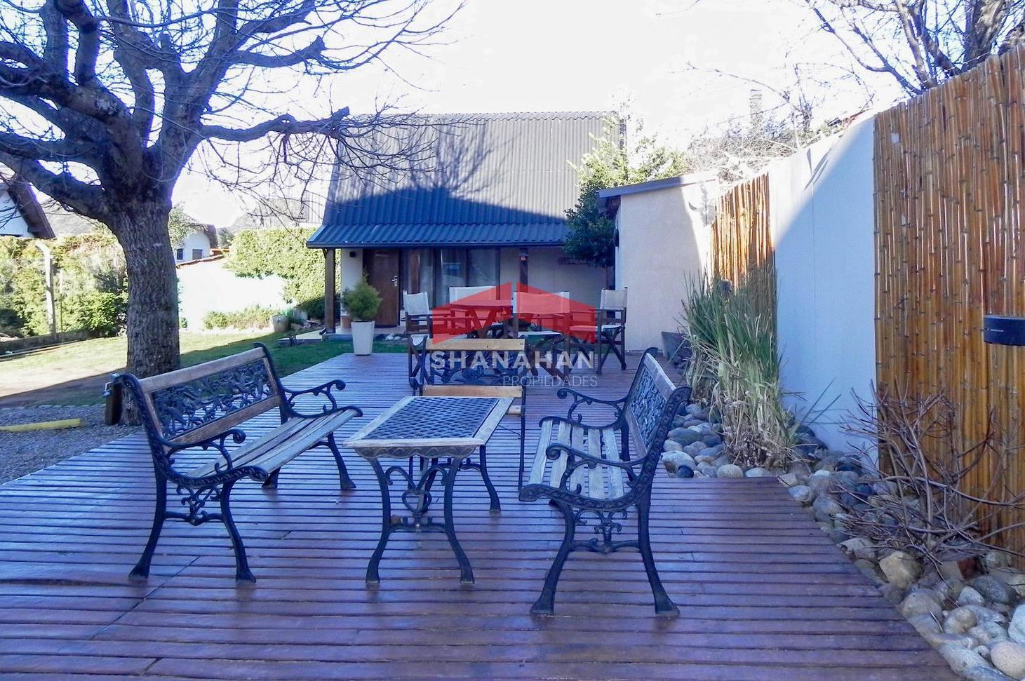 Foto de Venta excelente hosteria frente al lago Nahuel Huapi- Bariloche, imagen 1