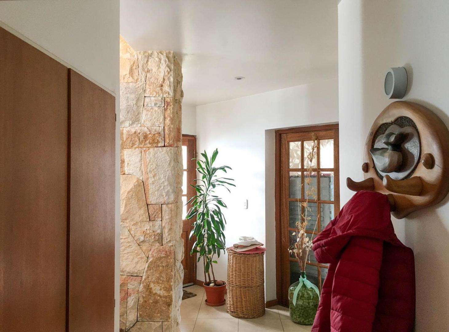 Foto de Venta casa Barrio Pájaro Azul - Bariloche, imagen 3