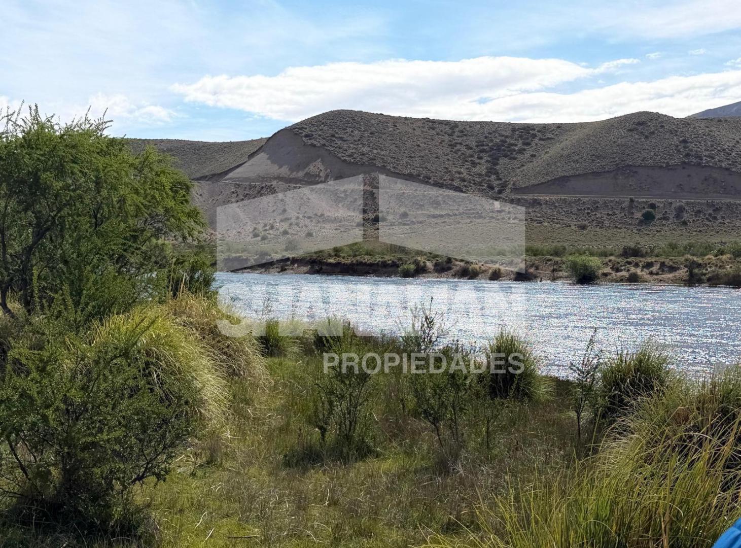 Foto de Fracción con acceso a la costa río Limay, imagen 2