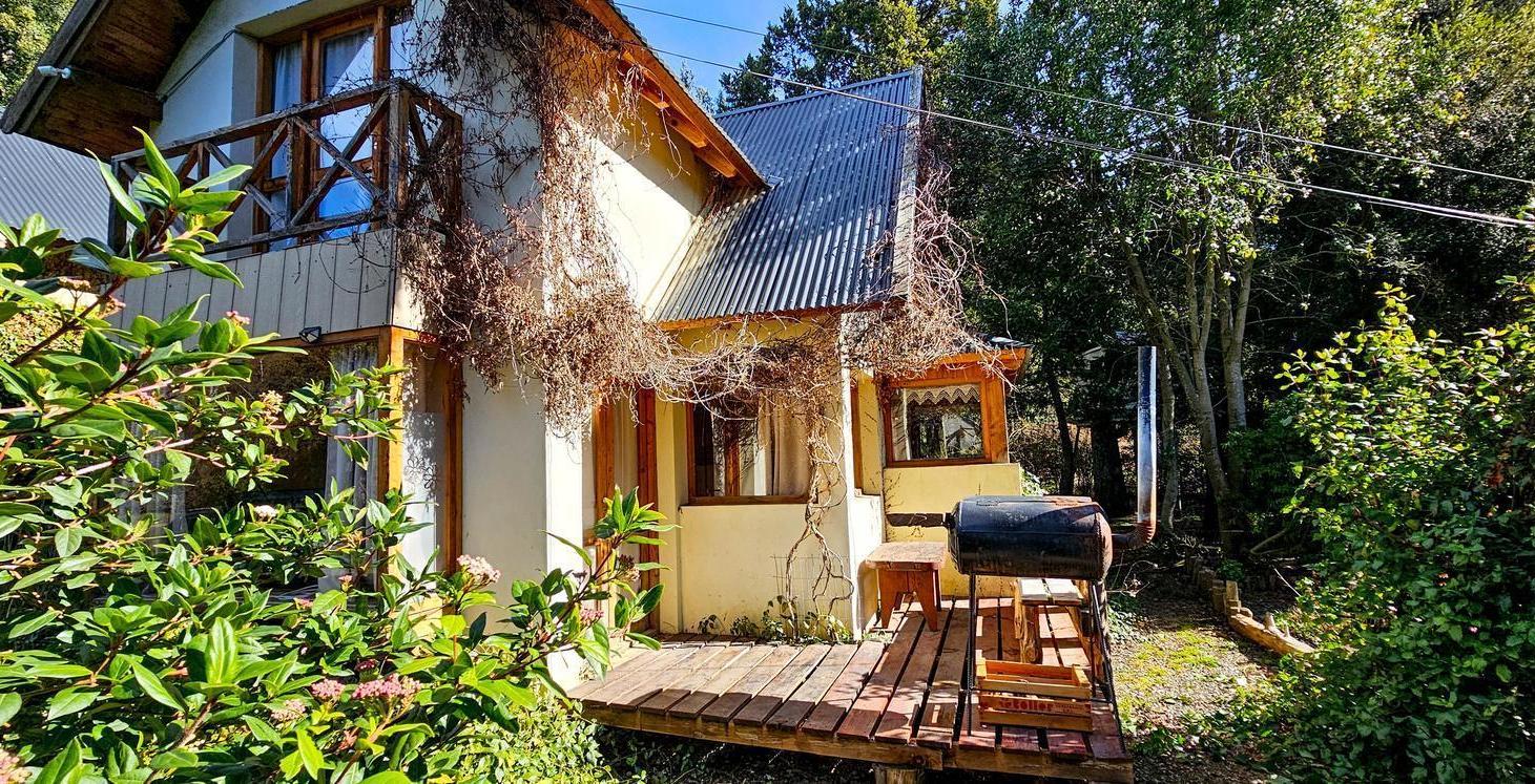 Foto de Alquiler permanente P.H. en Bo. Bosquelindo - Bariloche, imagen 2