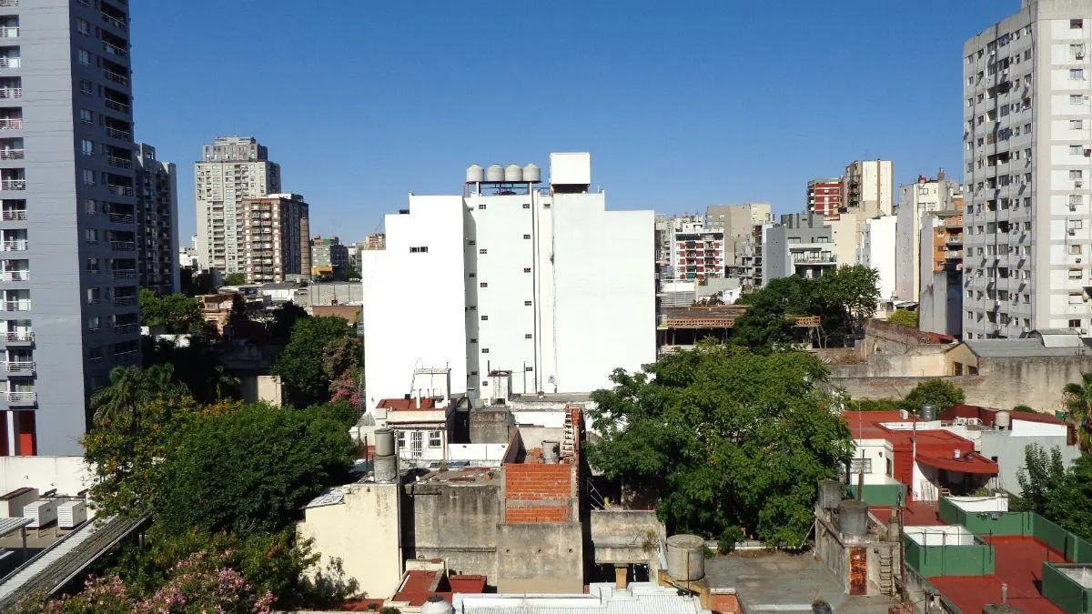 NUEVO BALCÓN AL FRENTE IMPECABLE 5