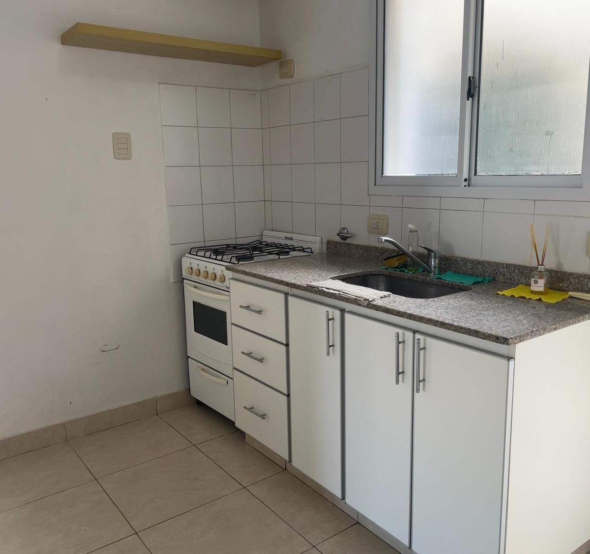 Foto de Apto Credito Bancario! Duplex de 3 Amb C/coch Barrio Cerrado Canguro, imagen 3