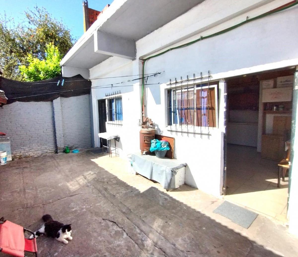 Casa de 4 amb con lote de 10 x 24 en Martínez. A metros de Dardo Rocha/Hipodromo