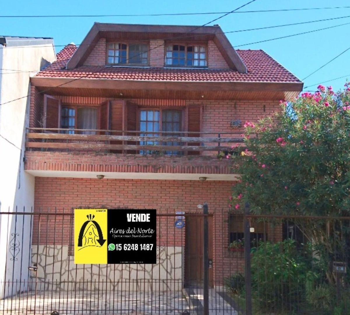Foto de Hermoso Chalet de 6 amb con Departamento independiente de 3 amb en el, imagen 1