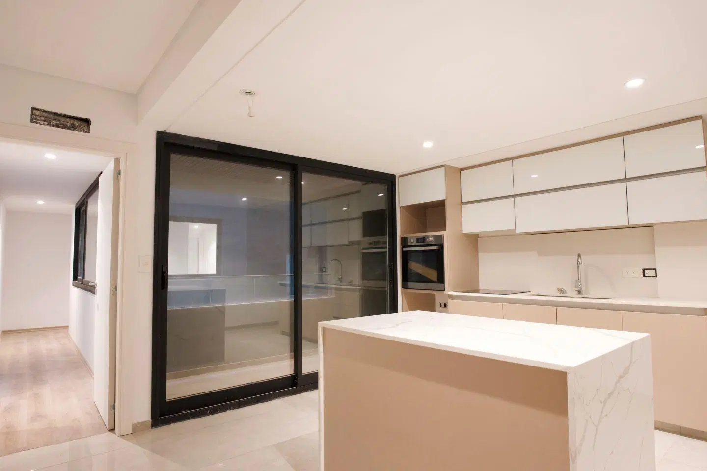 Departamento 4 ambientes 22 dormitorio. | VALLE al 1300 2