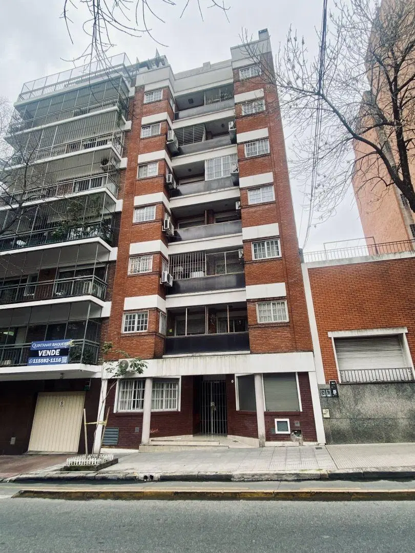 Departamento 2 ambientes. | VALLE al 700 3