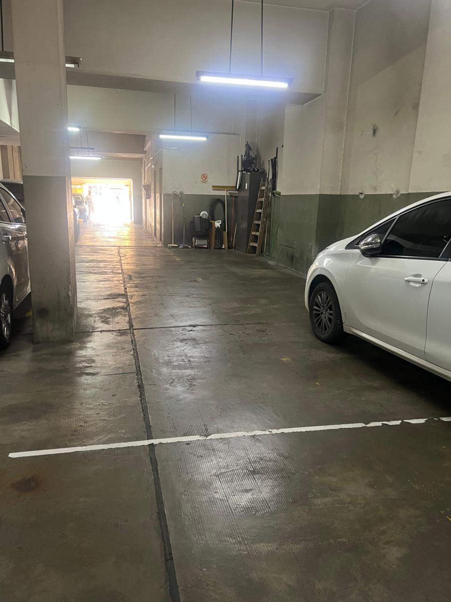 Foto de VENTA - ESPACIO GUARDACOCHE . AV. CABILDO 528 - COLEGIALES, imagen 2