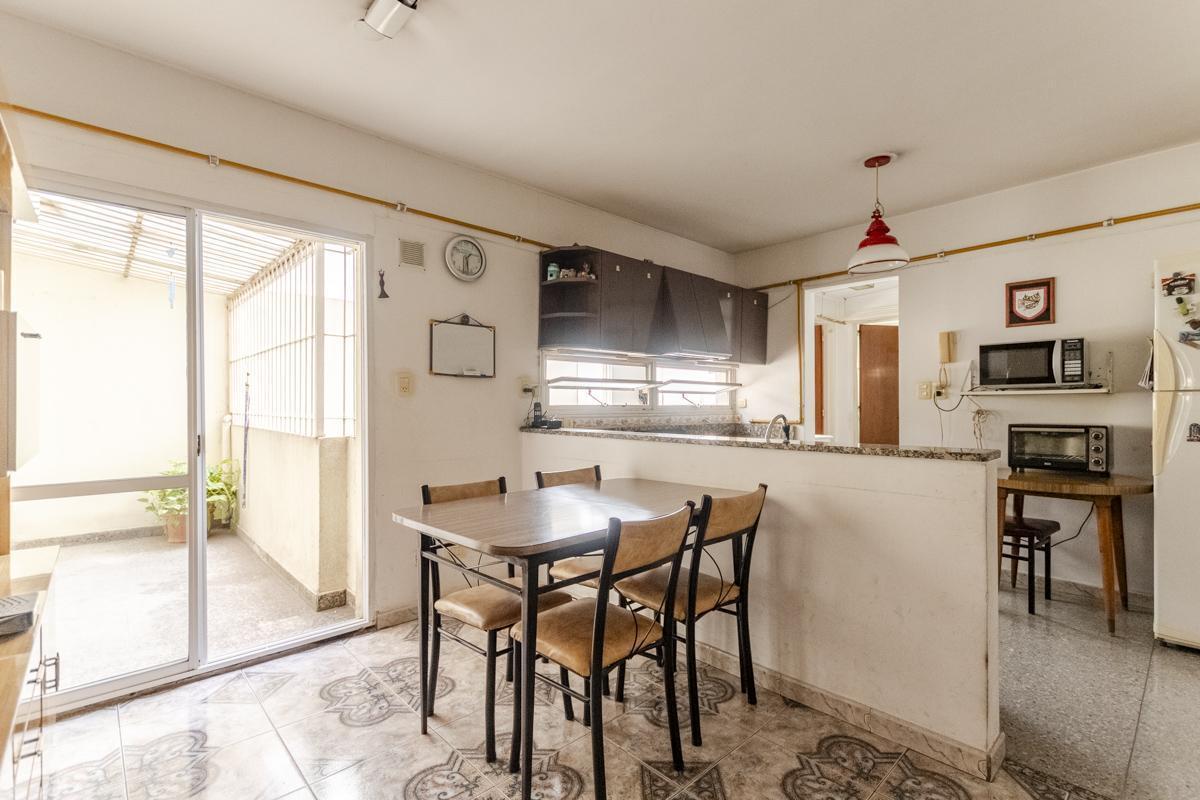 Venta Departamento en Caballito 4 Ambientes con Dependencia 1