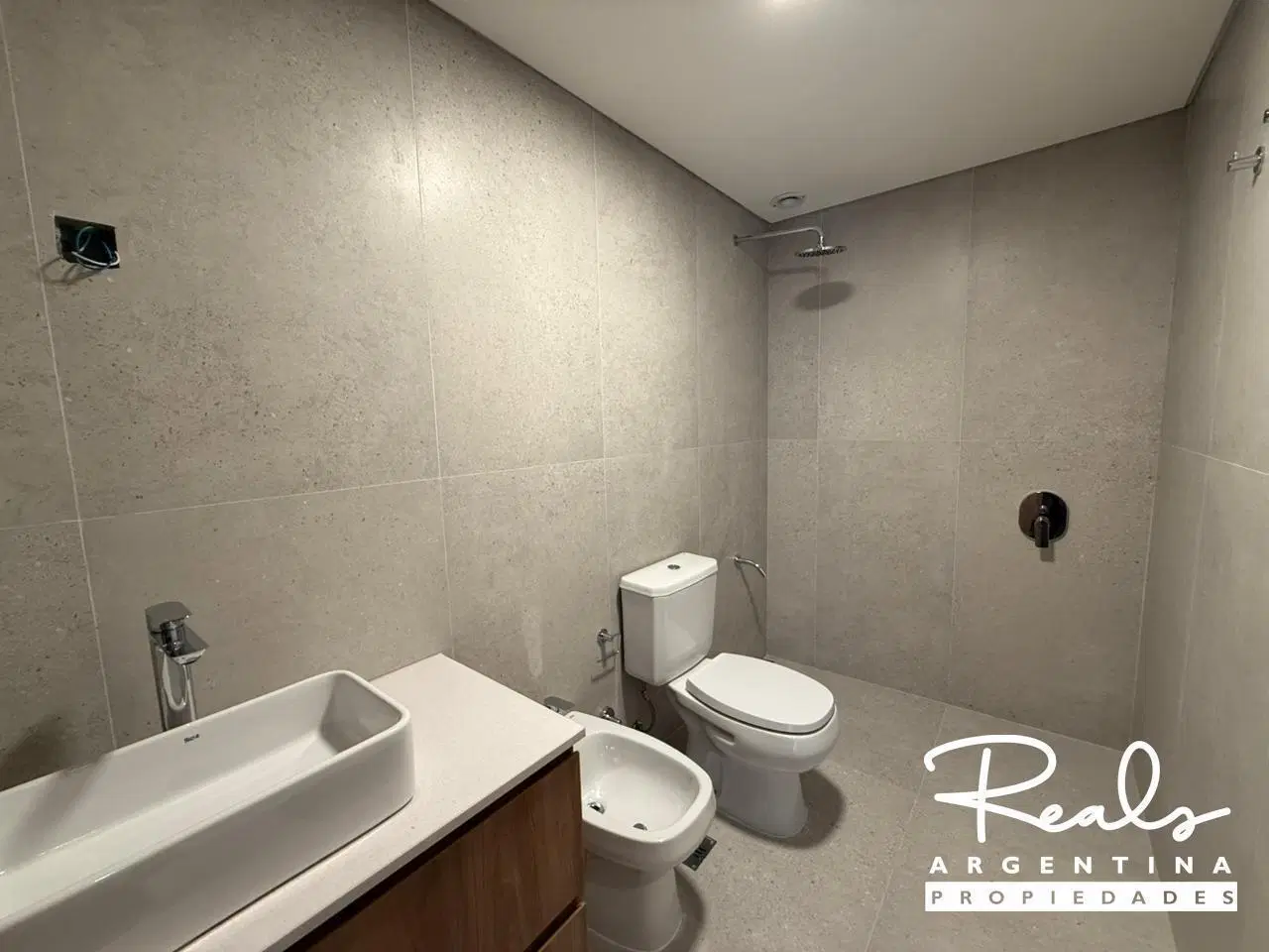 Venta  Palermo Hollywood departamento  a estrenar 2  ambientes con parrilla propia. ,baño y toil. 5