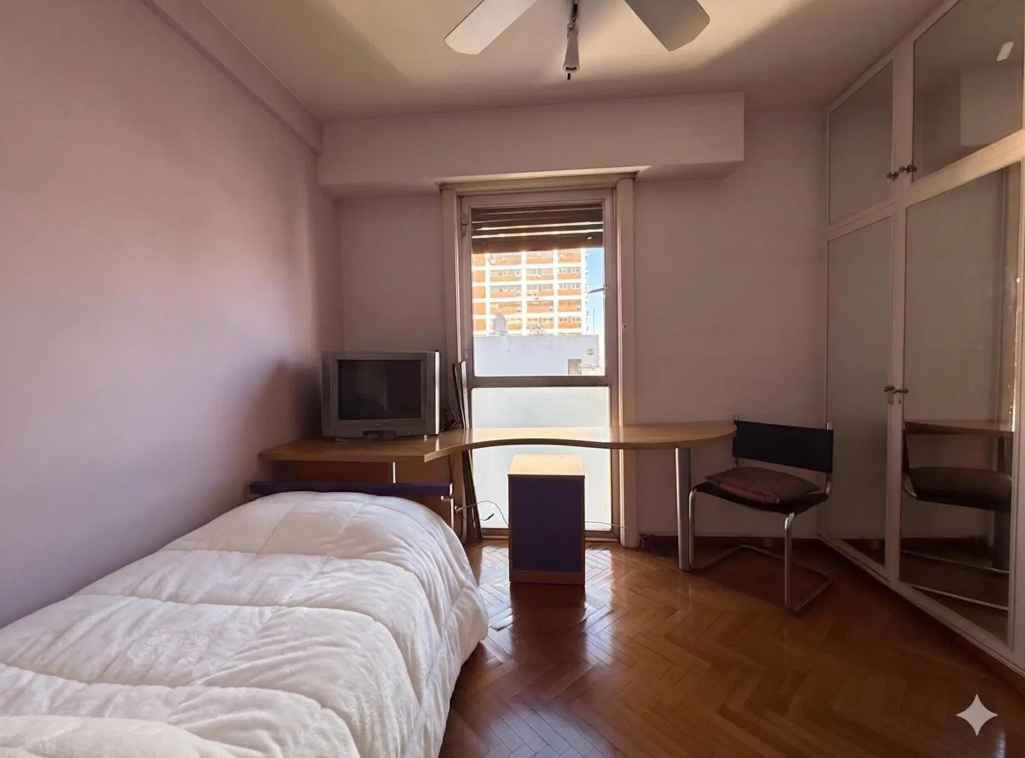 VENTA DEPARTAMENTO EN BELGRANO. 4 DORMITORIOS, VIGILANCIA,COCHERA,BAULERA.SUM 5