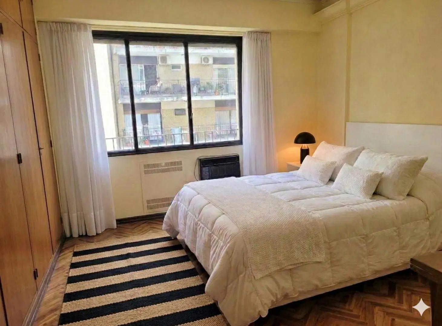 VENTA DEPARTAMENTO 3  o 4 AMBIENTES RECOLETA CON DEPENDENCIA .BALCON AL FRENTE.  BAULERA 3