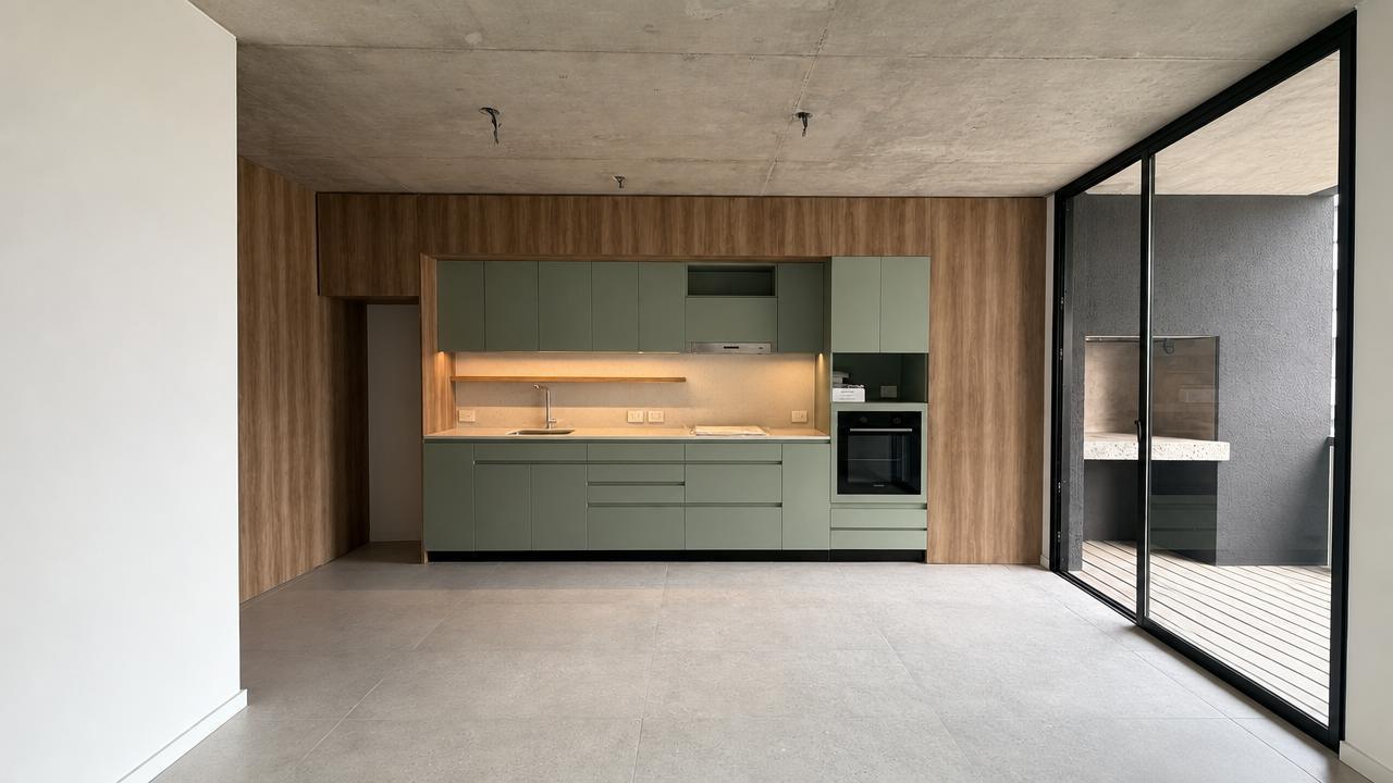 Foto de A ESTRENAR VENTA PALERMO HOLLYWOOD 2 ambientes . baño y toil. balcón con parrilla propia, imagen 3