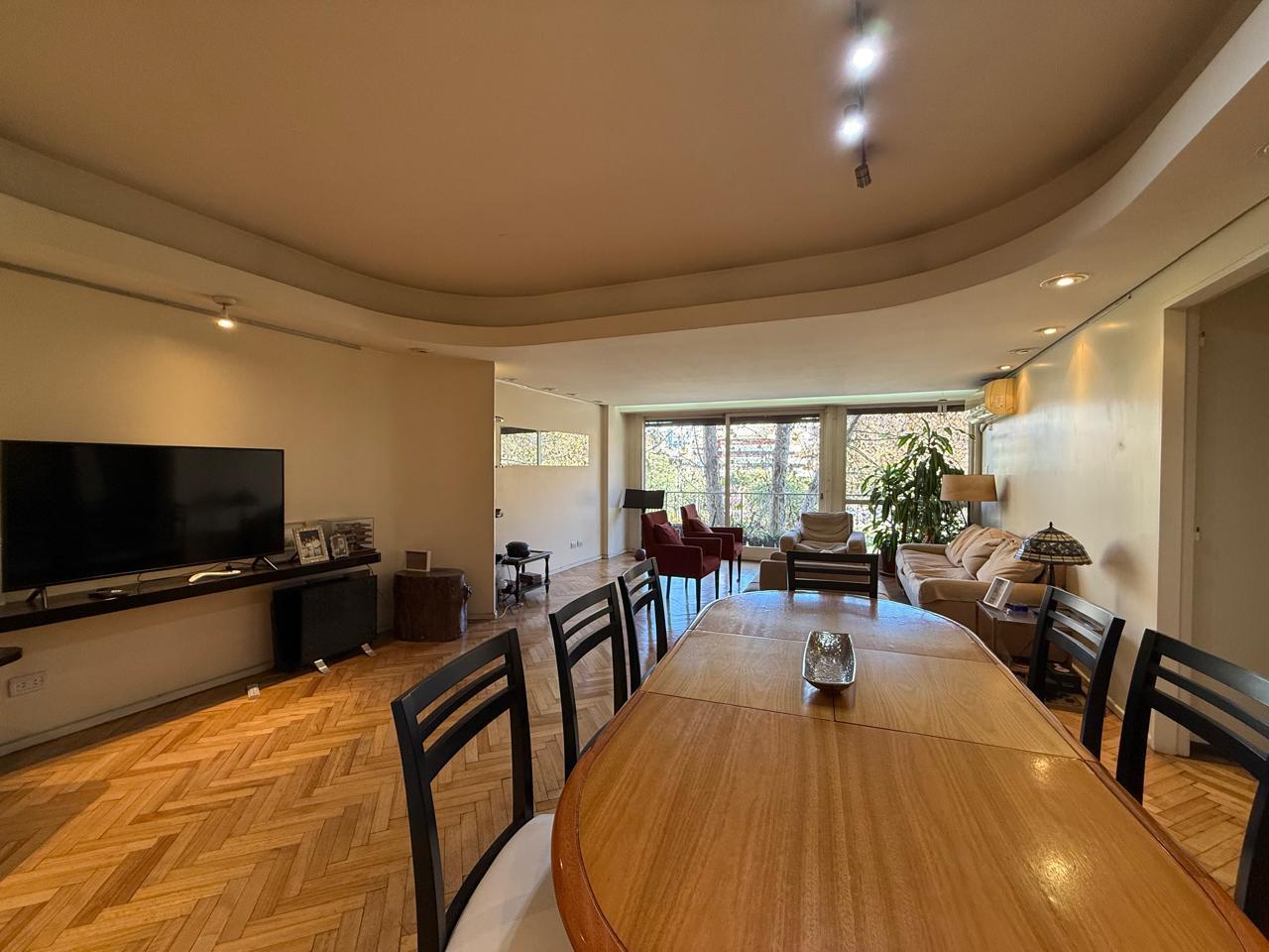 Foto de VENTA DEPARTAMENTO EN RECOLETA. 3 DORMITORIOS. DEPENDENCIA DE, imagen 2