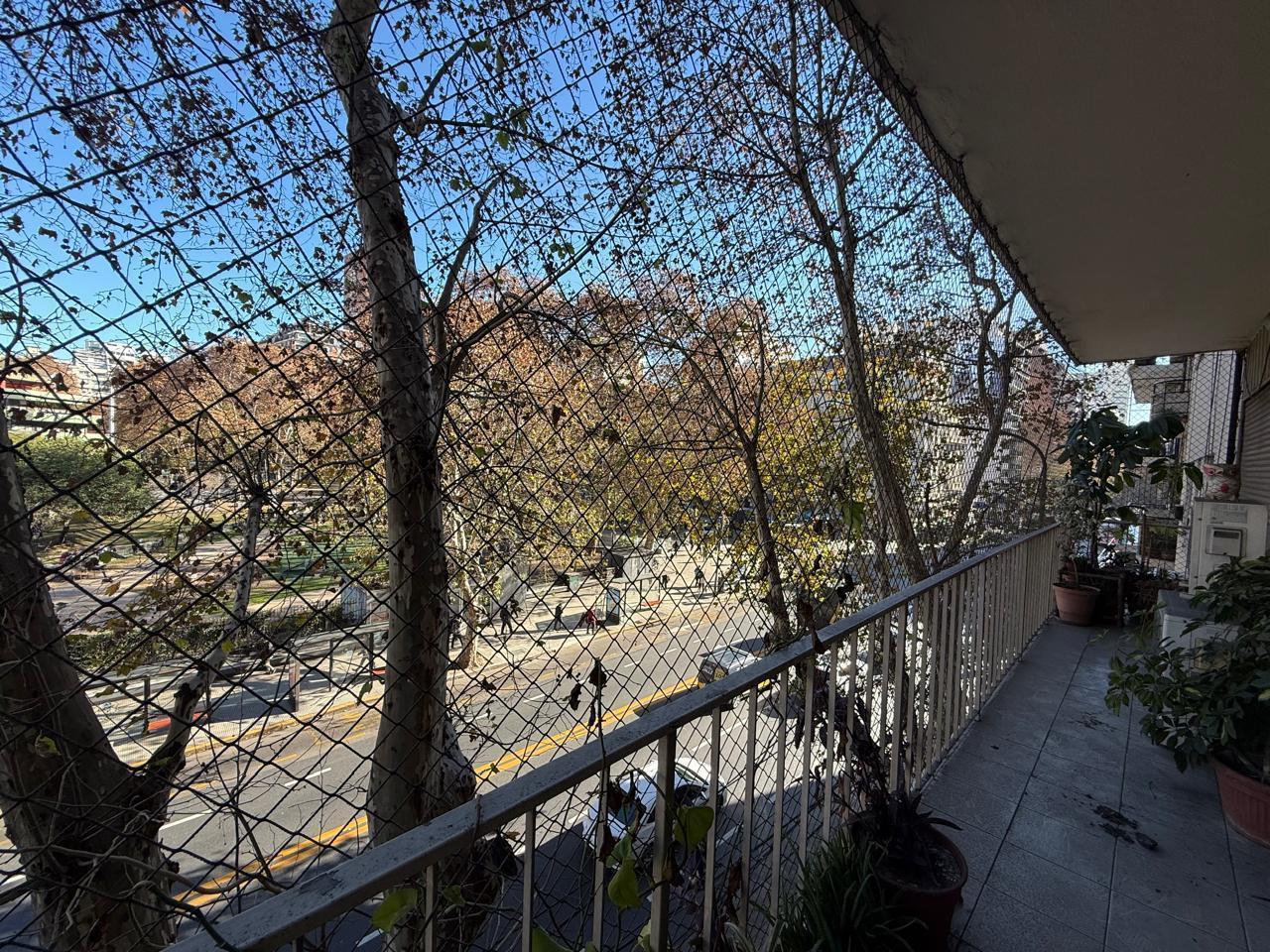 Foto de VENTA DEPARTAMENTO EN RECOLETA. 3 DORMITORIOS. DEPENDENCIA DE, imagen 5