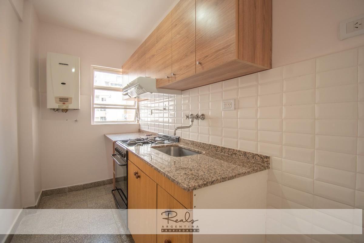 Foto de VENTA DEPARTAMENTO DE 2 AMBIENTES EN PALERMO A 3 CUADRAS DEL JARDIN, imagen 2
