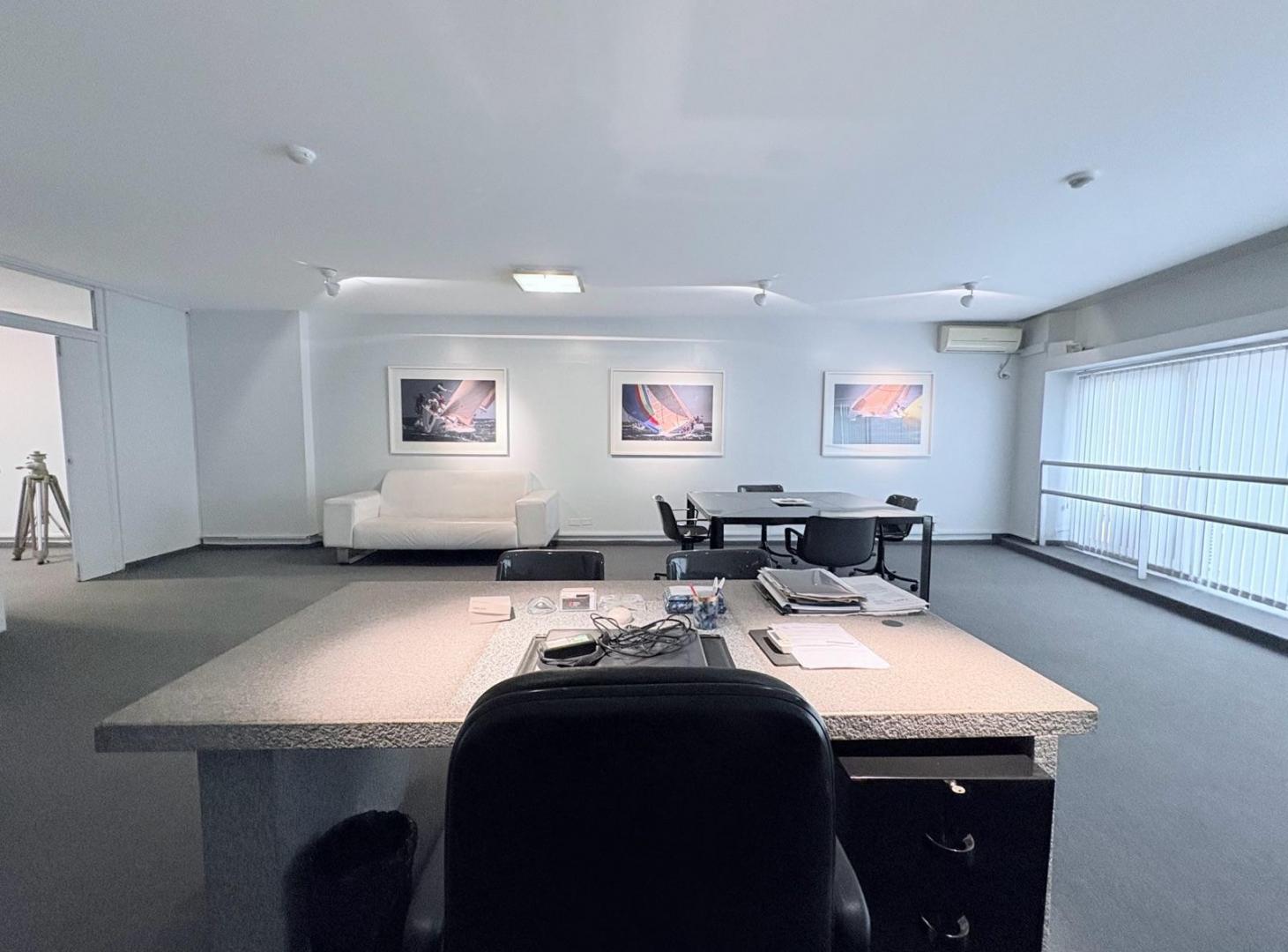 Foto de OFICINA EN VENTA-150 m² -MICROCENTRO FINANCIERO-PISO AL FRENTE Y, imagen 4