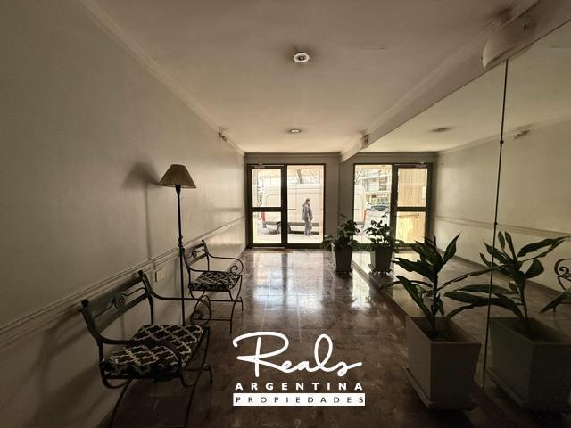Foto de VENTA Departamento en Belgrano.3 DORMITORIOS. BALCON. COCHERA MOVIL., imagen 2