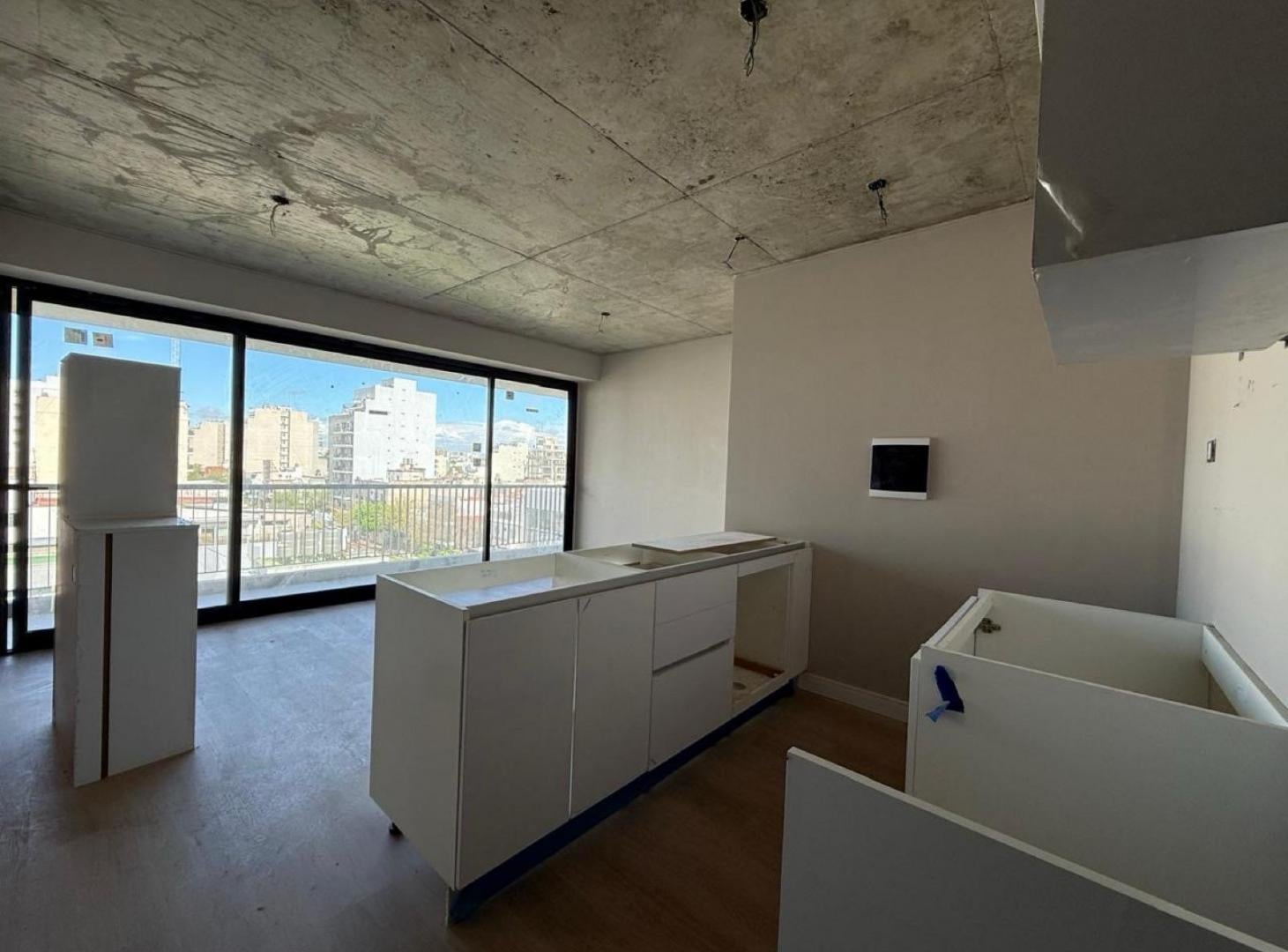 Foto de Dos ambientes en suite c/vestidor,toilette, balcon y amenities a, imagen 2