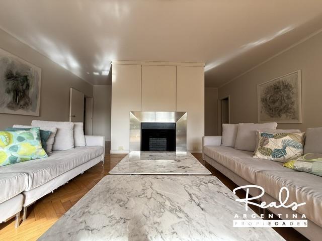 Foto de VENTA o ALQUILER EN BELGRANO piso 4 dormitorios. categoría. cochera, imagen 3