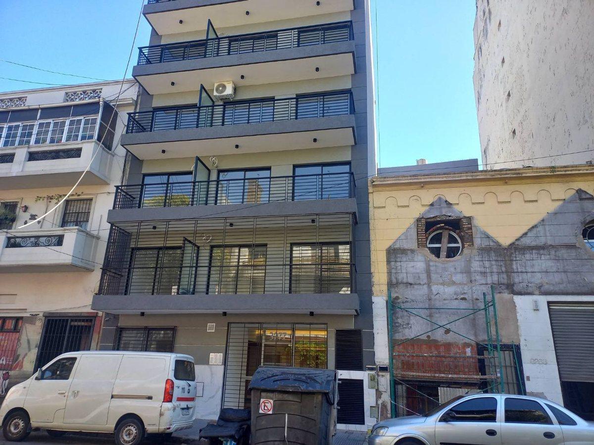 Venta 3 Ambtes, Abasto, 2 Baños, Entrega Inmediat 3