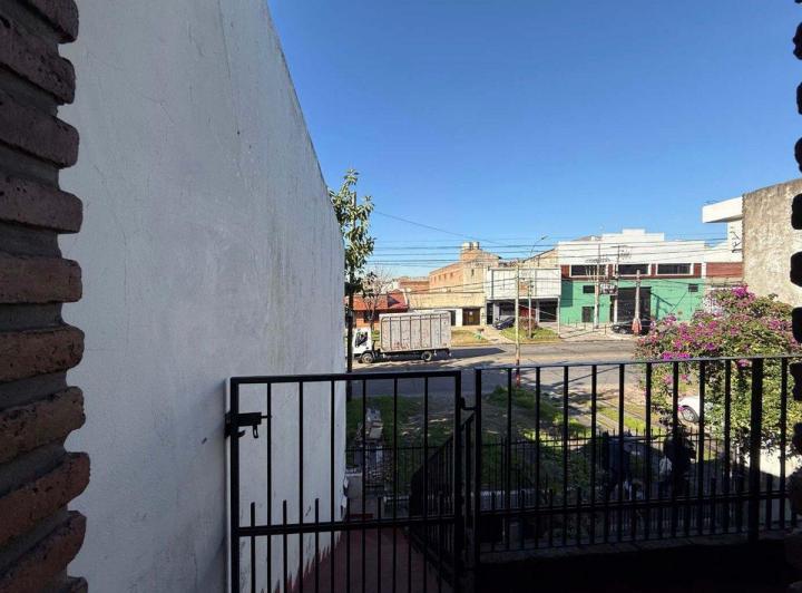 vente PH tres ambientes muy luminoso Lanús oeste 1
