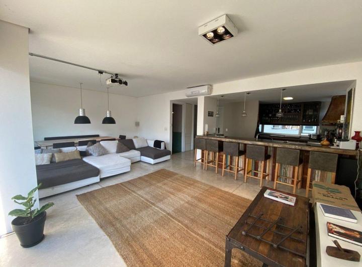 DUPLEX DE 2 DORMITORIOS.BALCON. COCHERA .AMENITIES 3