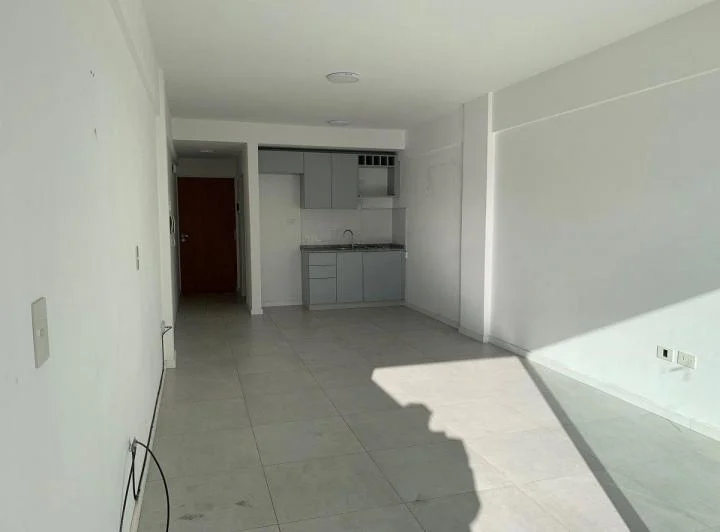 ALTO SUPER LUMINOSO NUEVO CASI A ESTRENAR 5