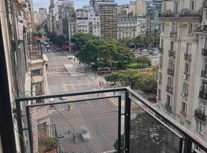 alquiler Vista abierta,  Piso alto, Retiro 1