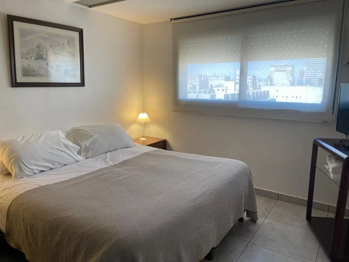 Venta 2 Ambientes  con cochera en TTe. Peronal 900 5