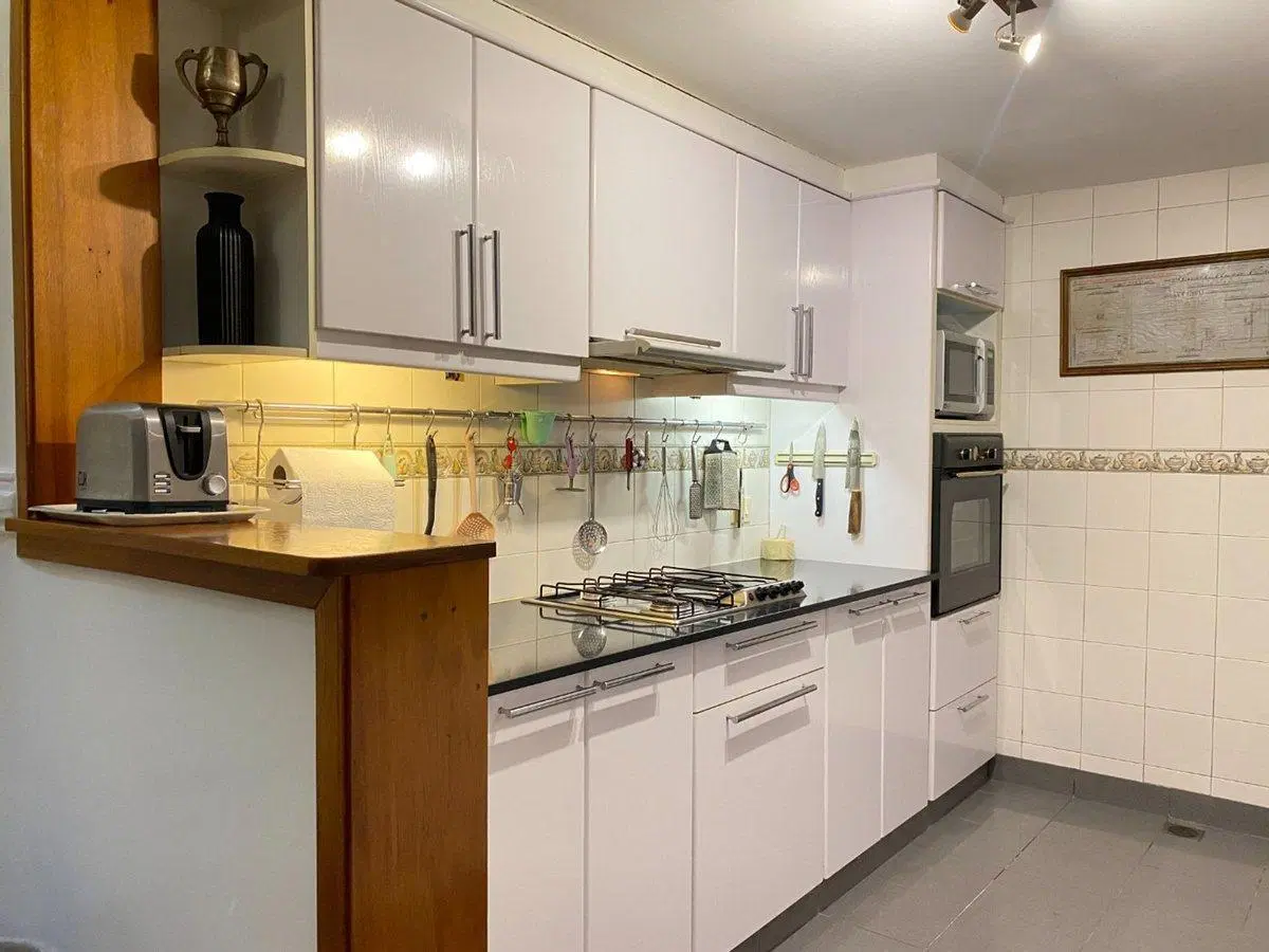 VENTA - CASA LOTE PROPIO -TERRAZA, QUINCHO Y PATIO 5