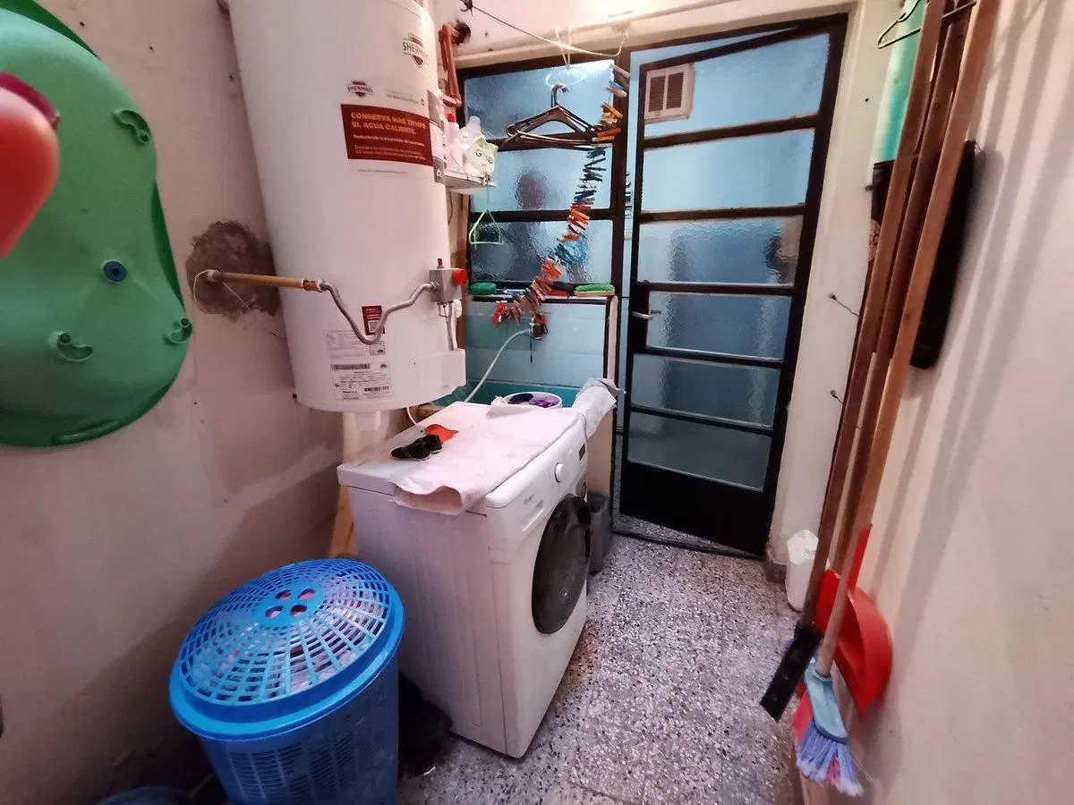 VENTA DEPARTAMENTO DOS AMBIENTES EN BALVANERA 2
