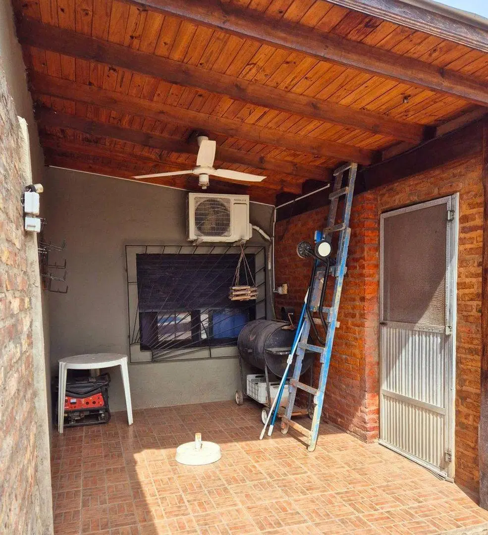 CASA VENTA 3 DORM +PILETA ADELANTO Y CUOTAS 5