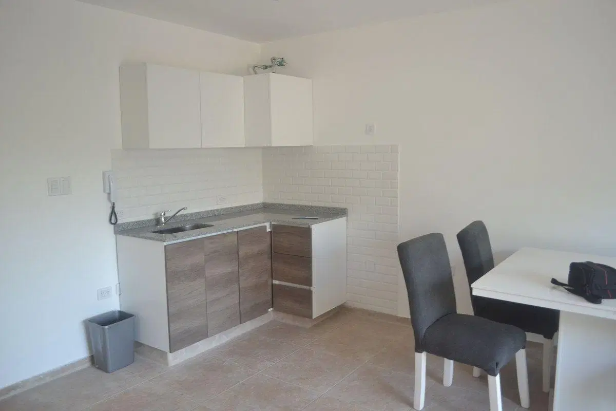 Venta 2 amb. Conscripto Berardi  1625, Villa Maipu 3
