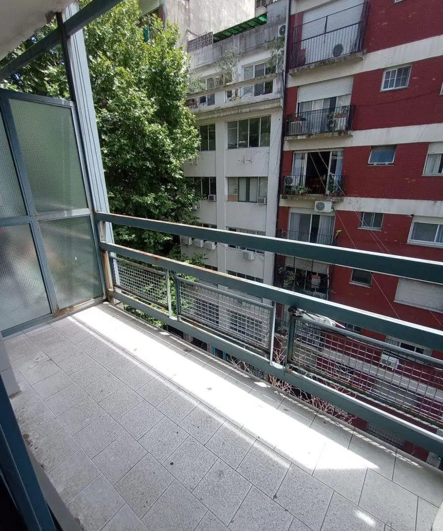VENTA MONOAMBIENTE CON BALCÓN 3