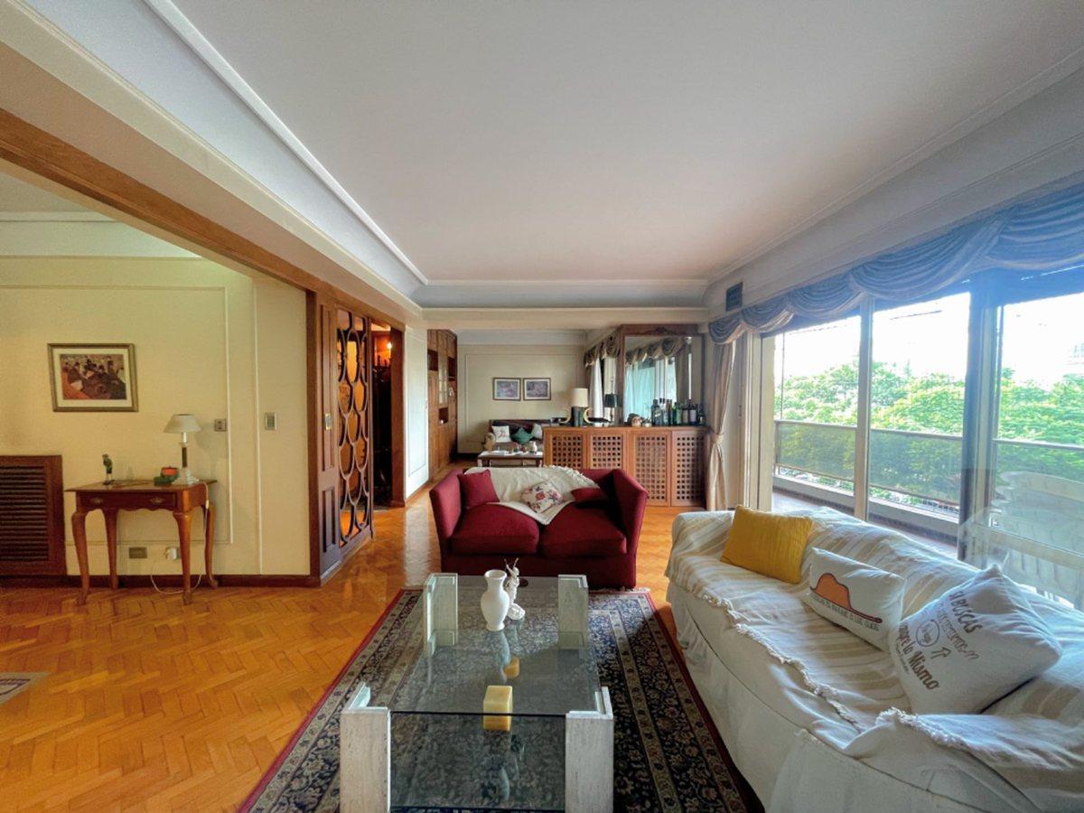 Venta semipiso de categoria Caballito