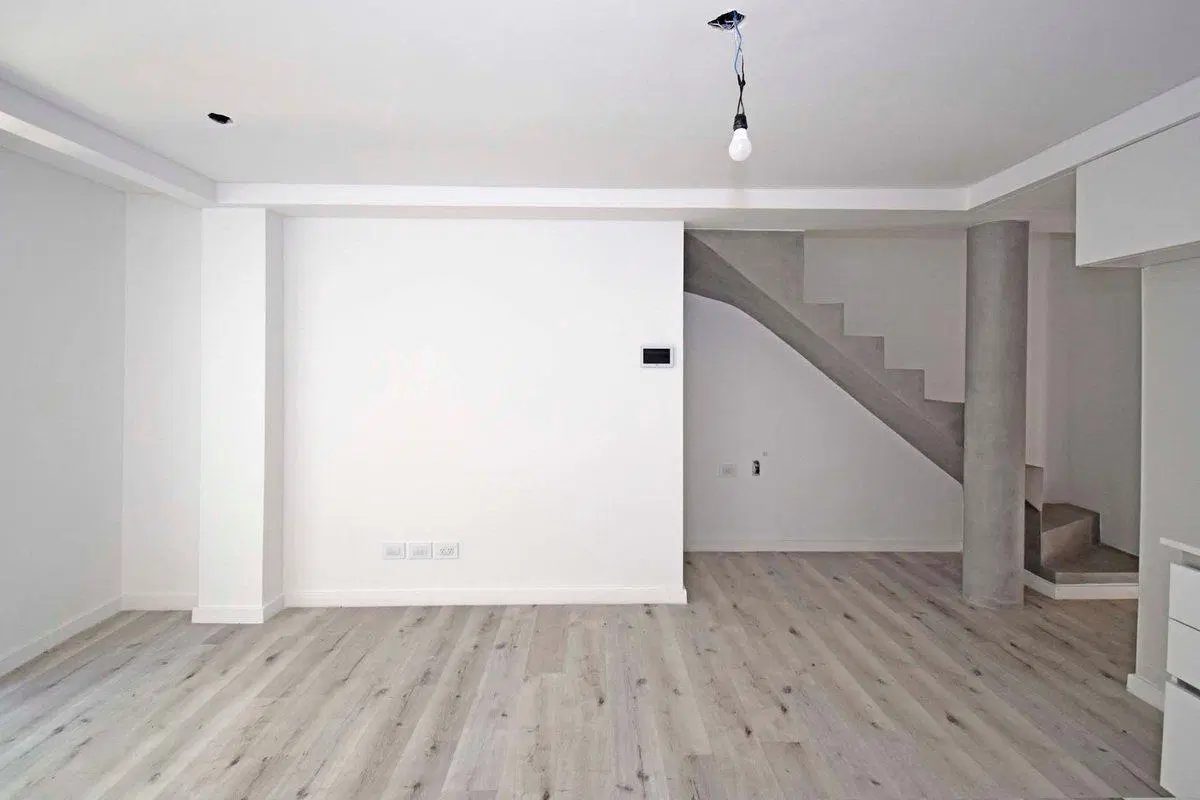 Duplex con jardin propio y cochera 5