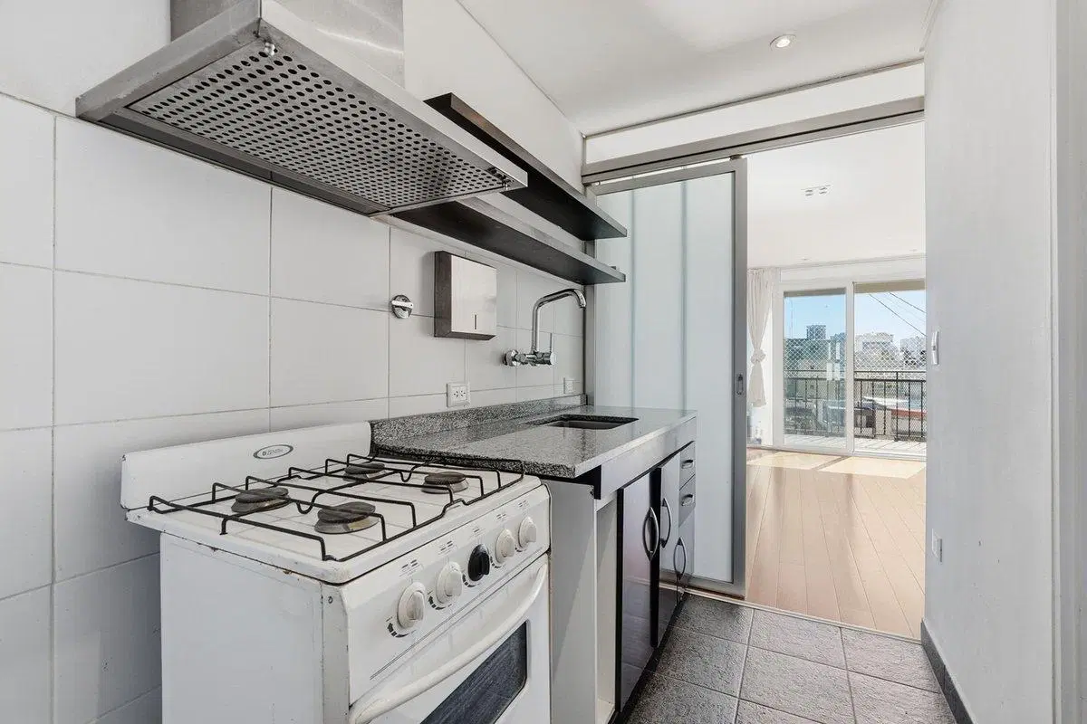 Venta Dpto 2 amb con balcón vivienda u oficina 3