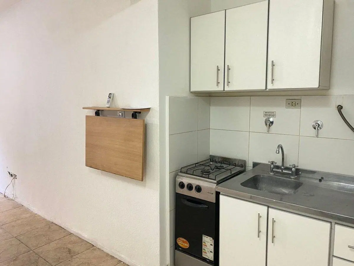 VENTA MONOAMBIENTE A METROS DE AV. 9 DE JULIO 5