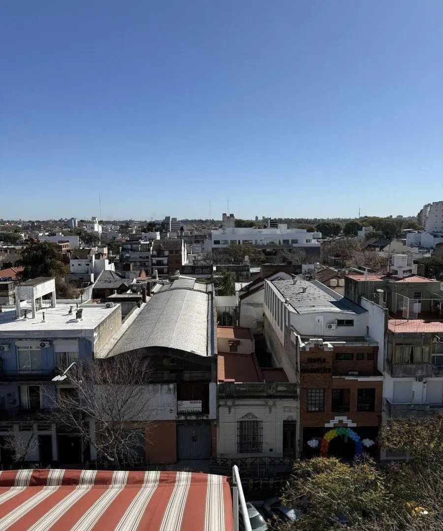 Venta monoambiente con cochera y balcon!!! 4