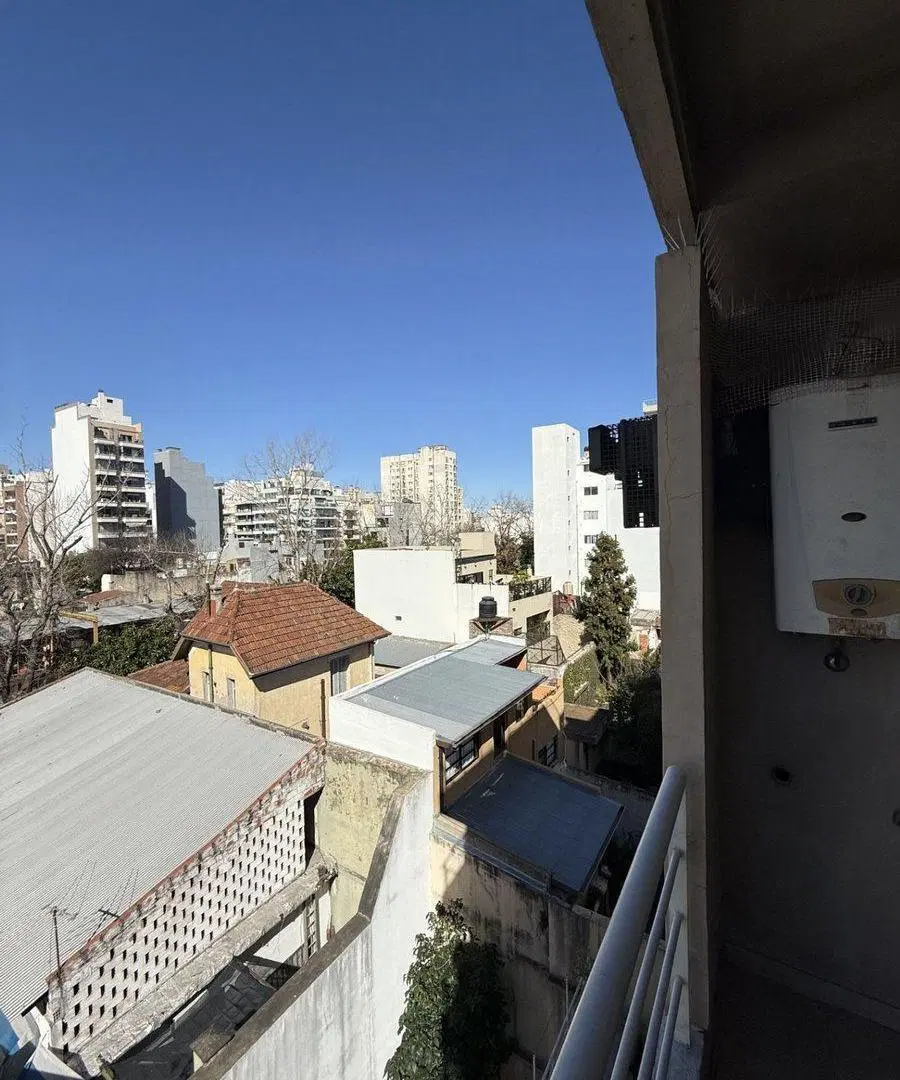 Venta monoambiente con cochera y balcon!!! 5
