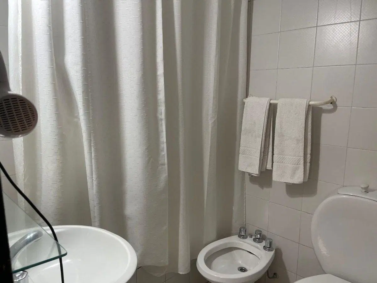Venta 2 Ambientes  con cochera en TTe. Peronal 900 2