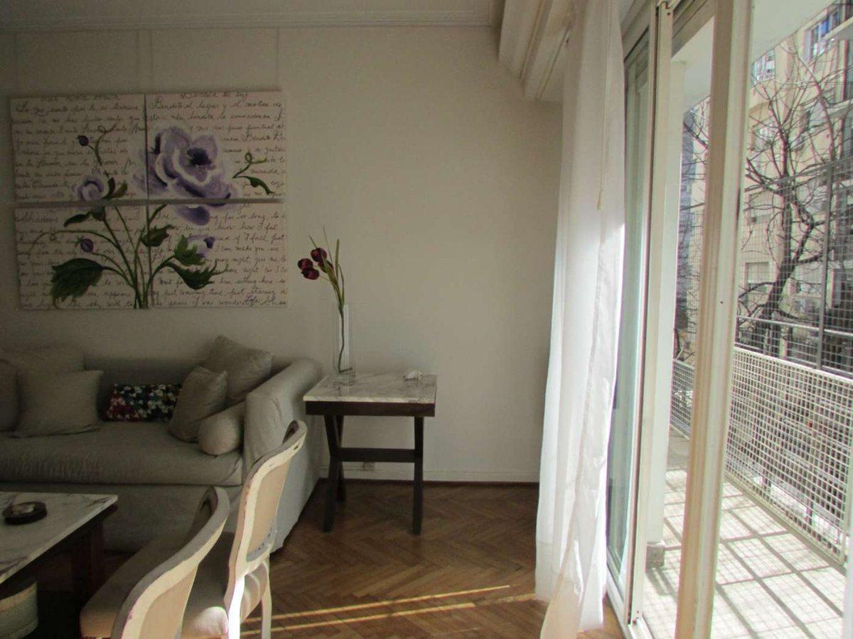 VENTA DEPARTAMENTO 3 AMBIENTES + ESCRITORIO Y COCH
