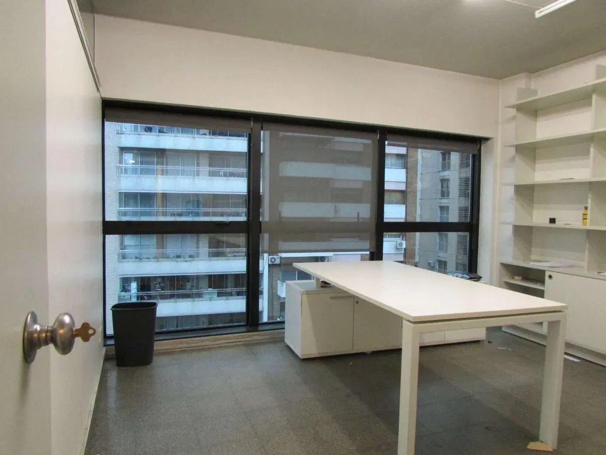 VENTA OFICINA CON COCHERA NUÑEZ 4