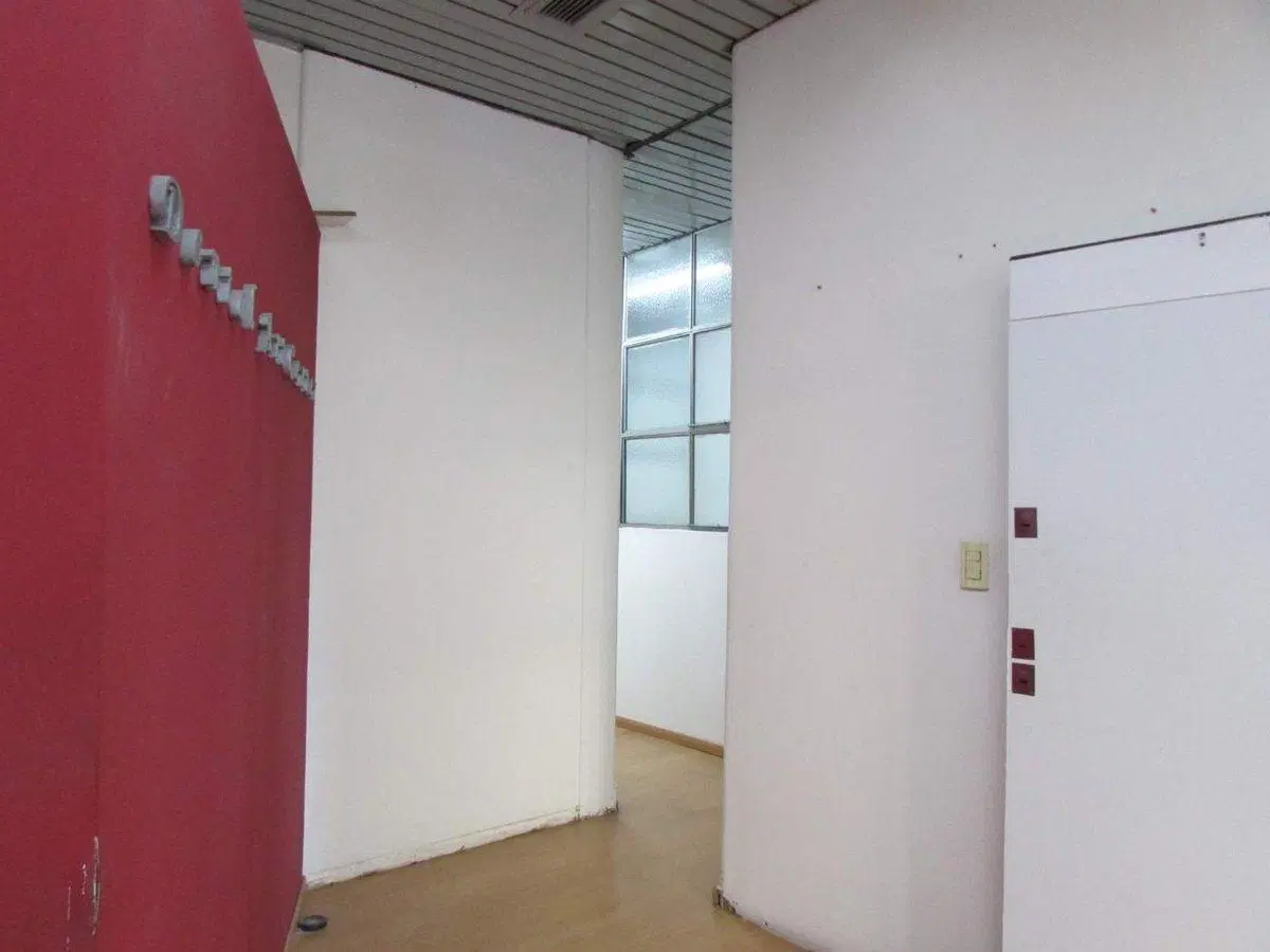 ALQUILER OFICINA COMERCIAL 2