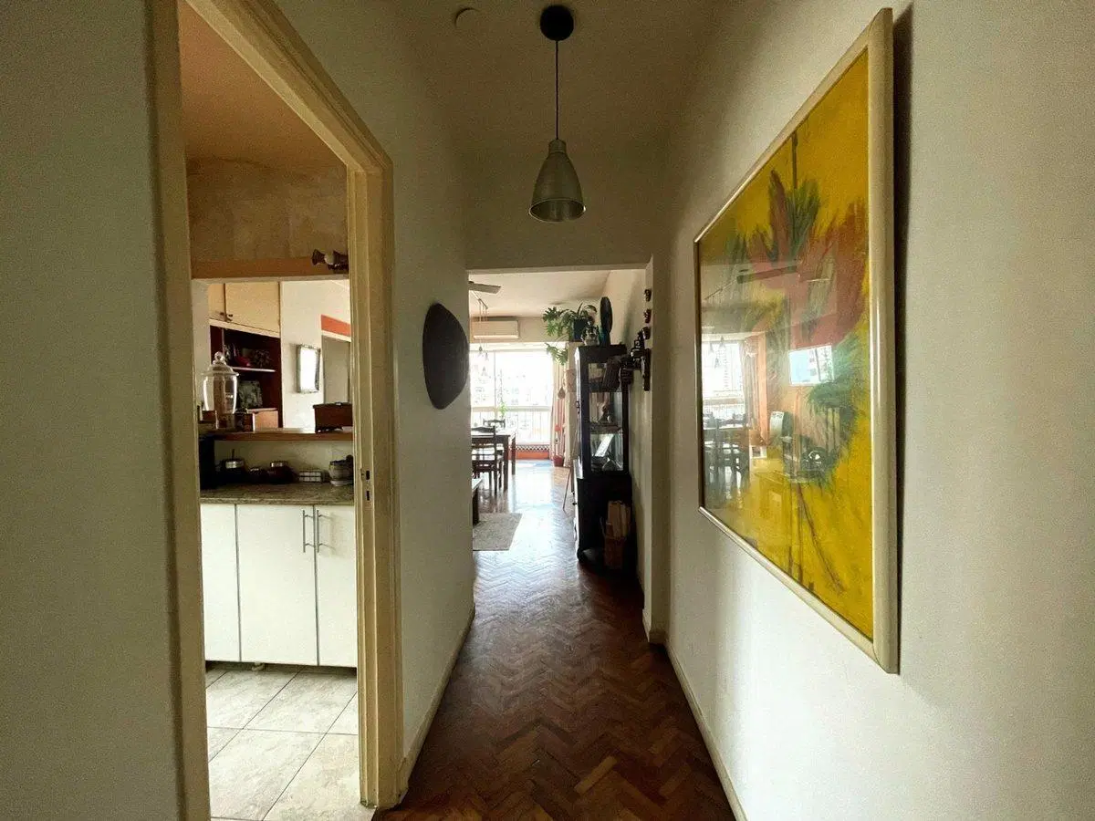 VENTA- ABASTO- 3 AMBIENTES- BALCON- SUPERLUMINOSO 5
